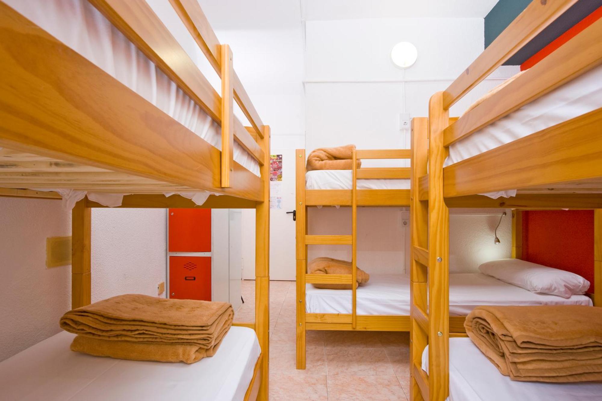 Euromadrid Hostel Room photo